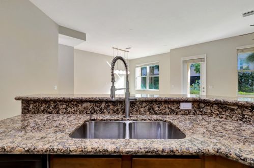4036 Kingston Ln, West Palm Beach FL  33418-3425 exterior