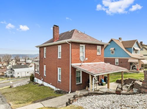 1000 Morton Ave, Mckeesport PA  15133-3930 exterior