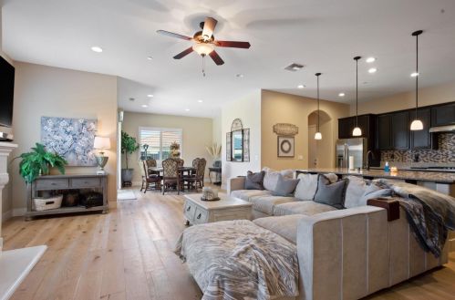 239 Clendenin Pkwy, Ripon CA  95366-9497 exterior