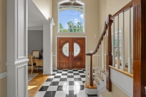 3466 Reeves Dr, Covington KY  41017-9436 exterior