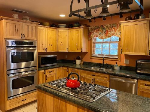 20500 Bellwood Ct, Michigan Bluff, CA 95631-9688