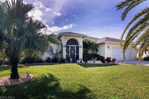 1720 31st St, Cape Coral, FL 33914-4903