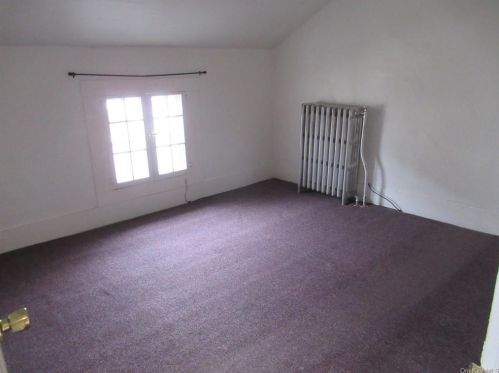 18 Main St, Port Jervis NY  12771-2111 exterior