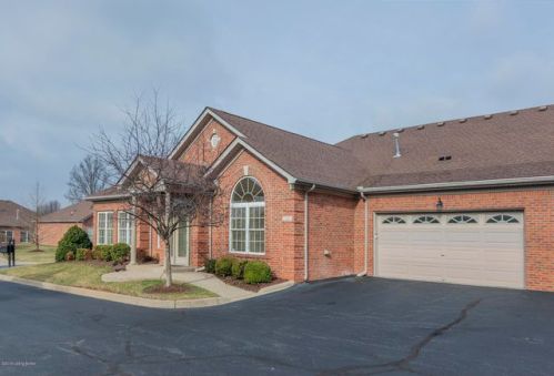 717 Savoy Rd, Louisville, KY 40223-2896