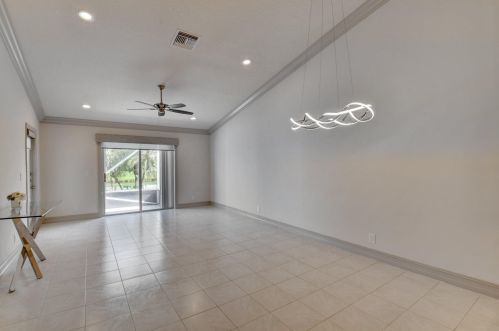 6169 Lake Hibiscus Dr, Delray Beach FL  33484-4620 exterior