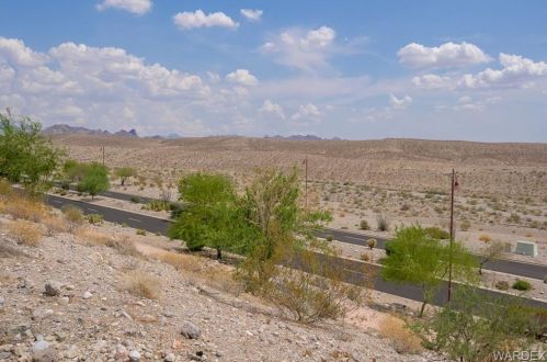 2908 Esmerelda Dr, Bullhead City AZ  86429-1126 exterior