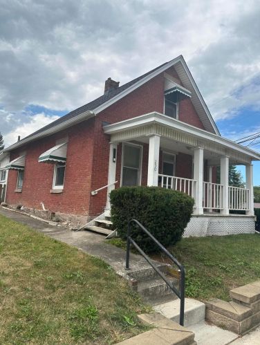 250 William St, Delaware, OH 43015-2155