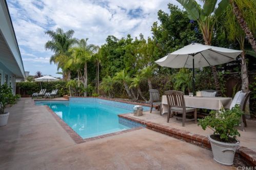 1201 Highland Dr, Newport Beach, CA 92660-5621