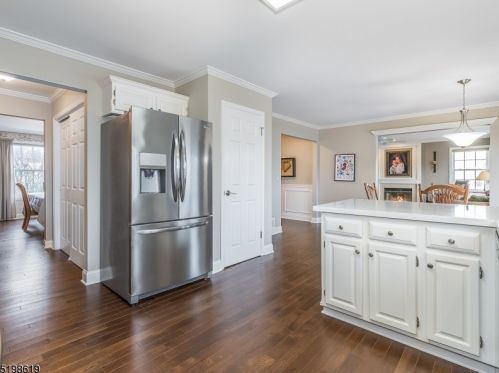 19 Country Meadow Rd, Hackettstown NJ  07840-5209 exterior