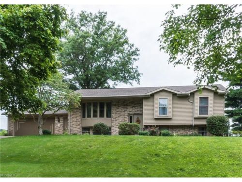 624 Ladyne Ave, Bolivar, OH 44612-9774