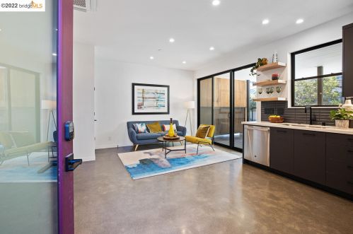 3317 Harrison St, Oakland, CA 94611-5420