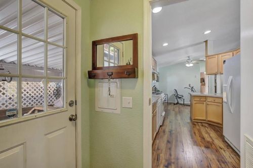 10 Wendy Cir, Grass Valley CA  95945-7037 exterior