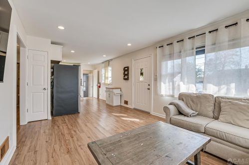 9 Madeline Ave, East Brunswick NJ  08816-3836 exterior