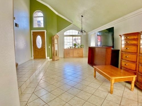 3660 Burning Tree Dr, Ontario, CA 91761-5006