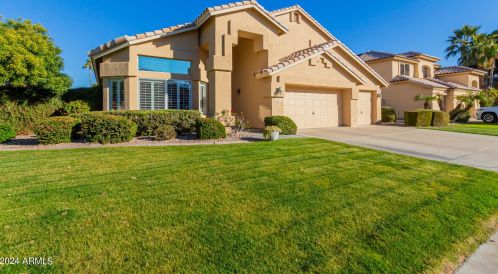 882 Aster Dr, Chandler, AZ 85248-3819