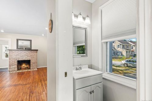 1 Lindbergh Pl, Poughkeepsie NY exterior