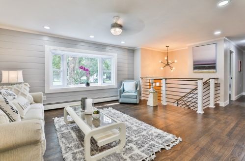 8 Justin Ave, Salem NH  03079-2319 exterior