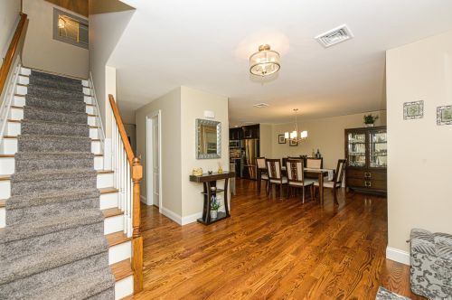 9 Helme Ave, Miller Place, NY 11764-3249