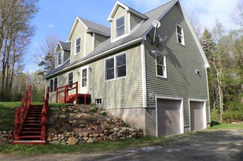 526 Ashuelot Dr, Washington, NH 03280-3462