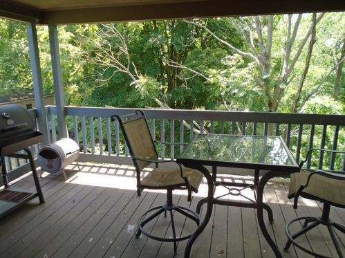 803 Elmer St, Ambridge PA  15003-1647 exterior