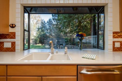 11395 Tunnel Hill Way, Rancho Cordova CA  95670-7235 exterior