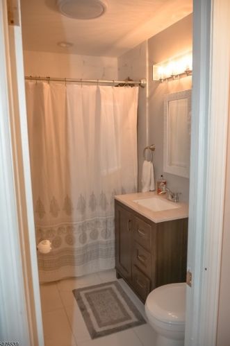 38 Gertrude St, Clark NJ  07066-3212 exterior
