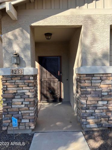 4233 Pony Ln, Gilbert AZ  85295 exterior