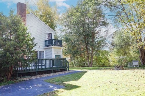 67 Butler St, Salem NH  03079-3940 exterior