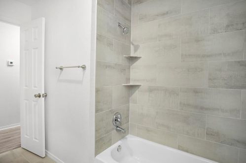 719 Silverdale Dr, Conroe TX 77301-4678 exterior