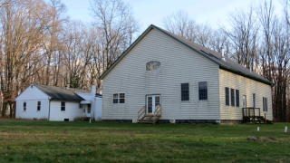 2386 Hill Rd, Sellersville, PA 18960-1907