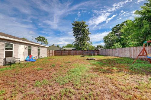 1977 Floresta Dr, Fort Pierce FL  34983-4619 exterior