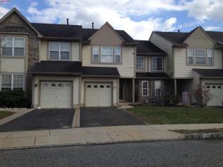 97 Roosevelt Blvd, Berlin Boro NJ  08009-7109 exterior