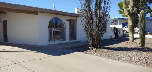 1809 Saxony Rd, Tucson, AZ 85713-4549