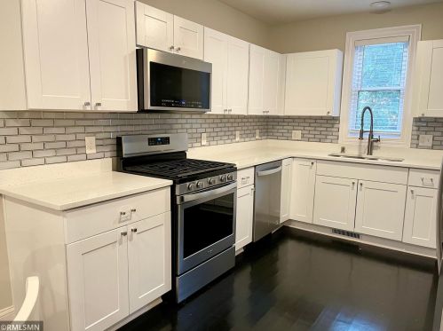 3643 Snelling Ave, Minneapolis MN  55406-2633 exterior