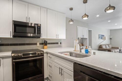 1400 Catalina Ave, Redondo Beach, CA 90277-5025