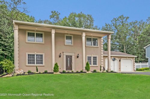 69 Church Rd, Morganville, NJ 07751-1366