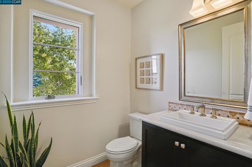 20 Rabble Rd, Orinda CA  94563-3718 exterior