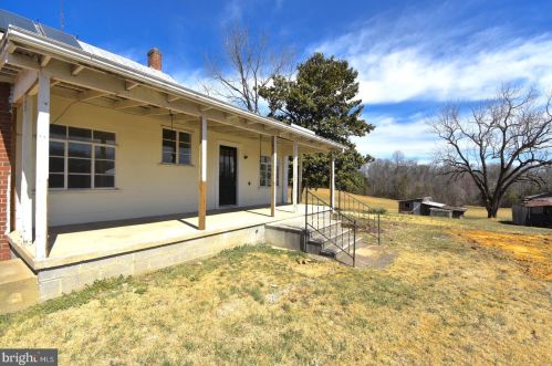 1500 Forbes St, Fredericksburg VA  22405-1607 exterior