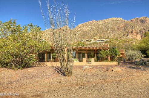 4700 Winged Foot Dr, Tucson, AZ 85718-1723
