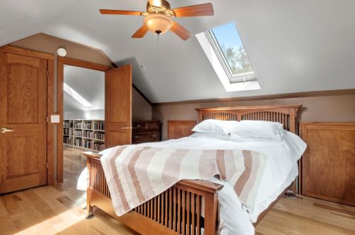 8134 Gridley Ave, Milwaukee WI 53213-3039 exterior