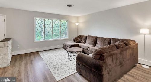 641 Dreshertown Rd, Dresher PA  19025 exterior