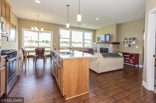 24363 Holm Oak Ave, Columbus MN  55025 exterior