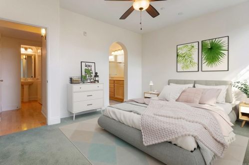 2822 Escala Cir, San Diego CA 92108-6722 exterior