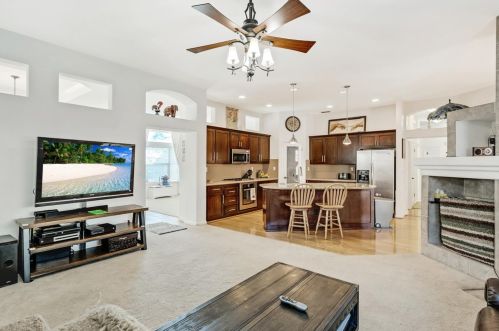 9247 Brown Rd, Elk Grove CA  95624-3917 exterior