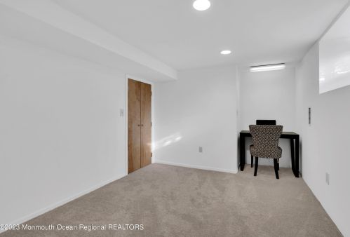 10 Trinity Pl, Jackson Twp NJ  08527-1822 exterior