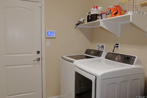 1360 Quince St, Beaumont CA  92223-8454 exterior