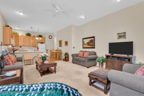 13 Silverspring Dr, Lakewood NJ  08701-7506 exterior