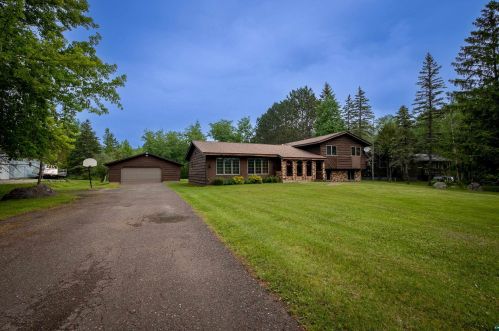 5213 Arrowhead Rd, Duluth, MN 55811-1343