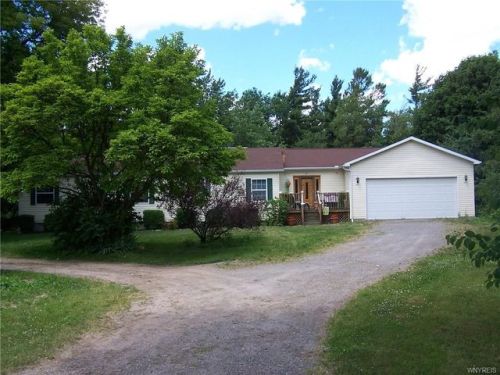 7740 Bank Street Rd, Batavia, NY 14020-9755