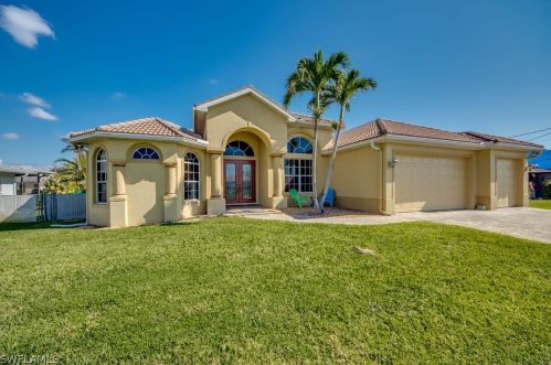 5219 11th Pl, Cape Coral, FL 33914-7028